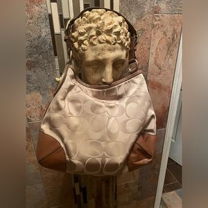 Beautiful brand new Coach Shoulder Bag